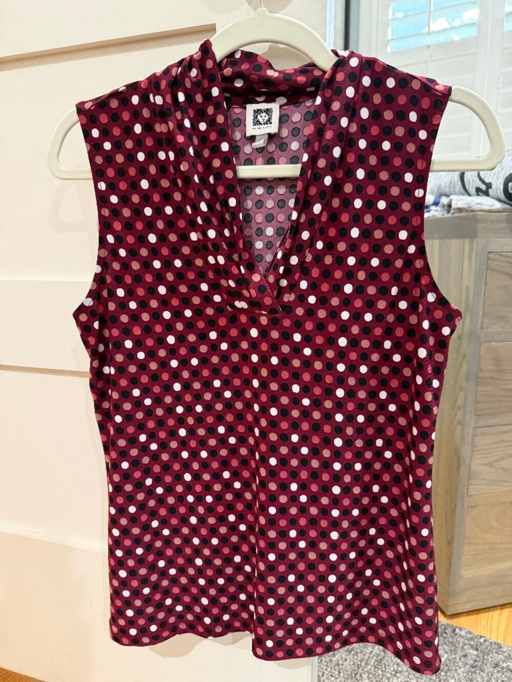 Anne Klein Sleeveless Blouse – Size XS – Deep Red/Burgundy